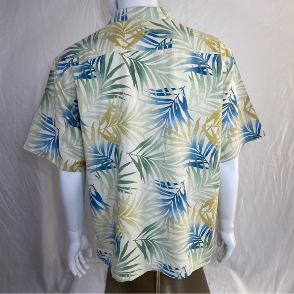 Original Island Sports Men’s Textured Silk Palm Leaf Camp Shirt - Picture 3 of 6